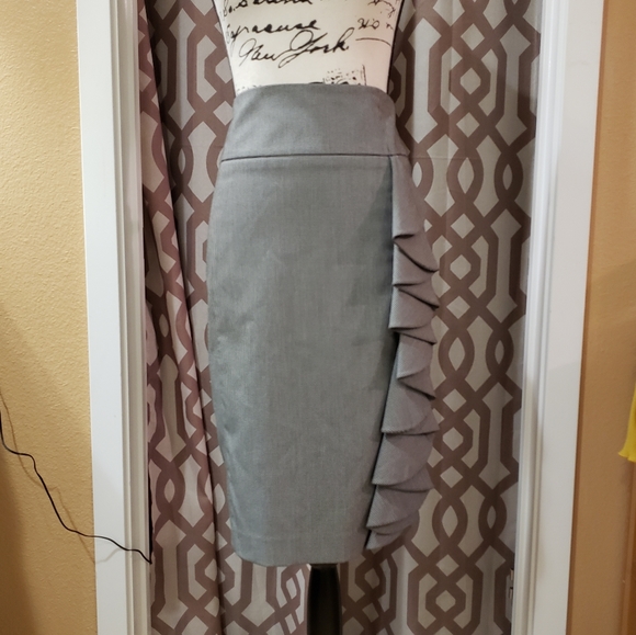 Express Dresses & Skirts - Express High Waist Ruffle Pencil Skirt